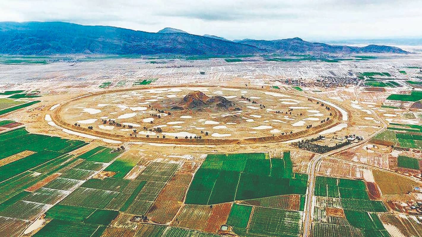 دارابگرد در محاصره فرونشست