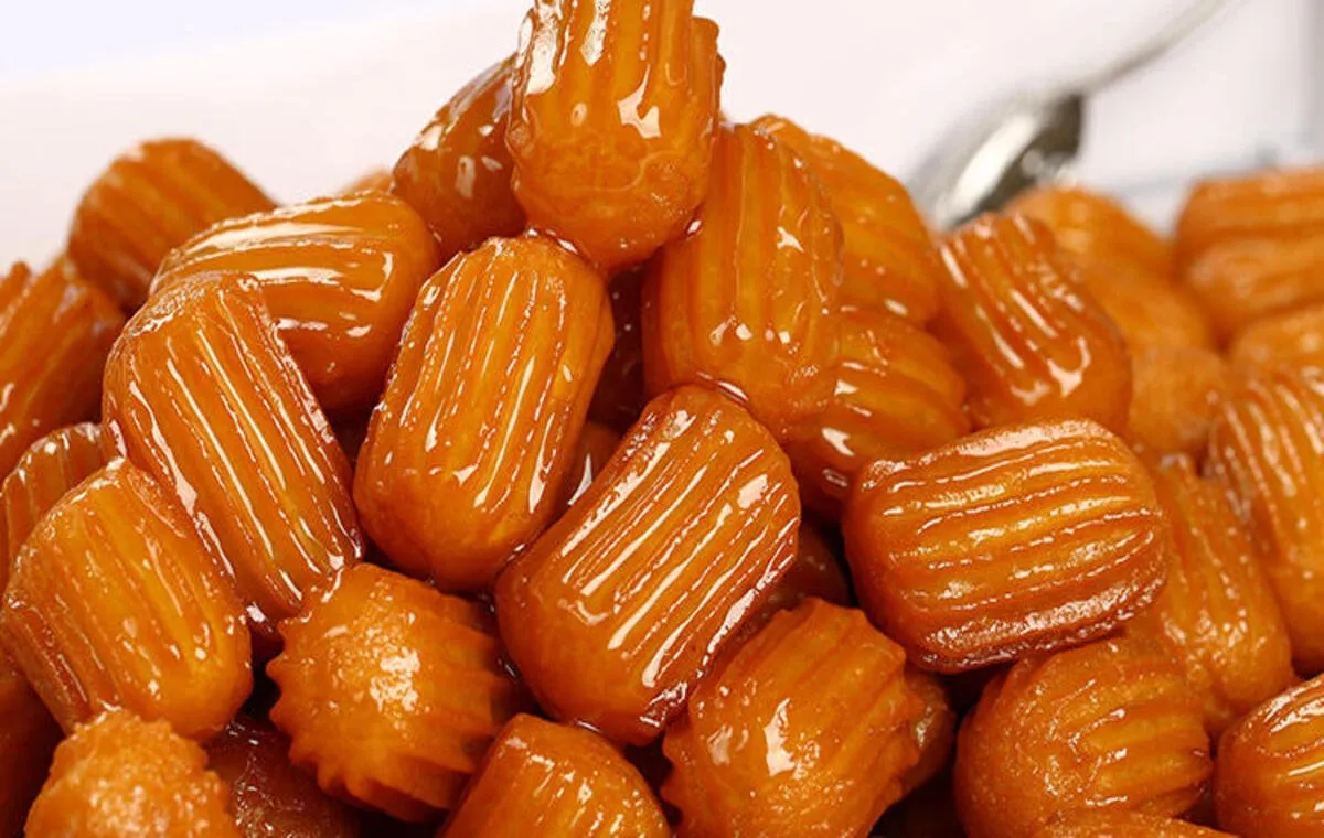 کاهش قدرت خرید مردم، بازار زولبیا و بامیه را نیمه‌تعطیل کرد