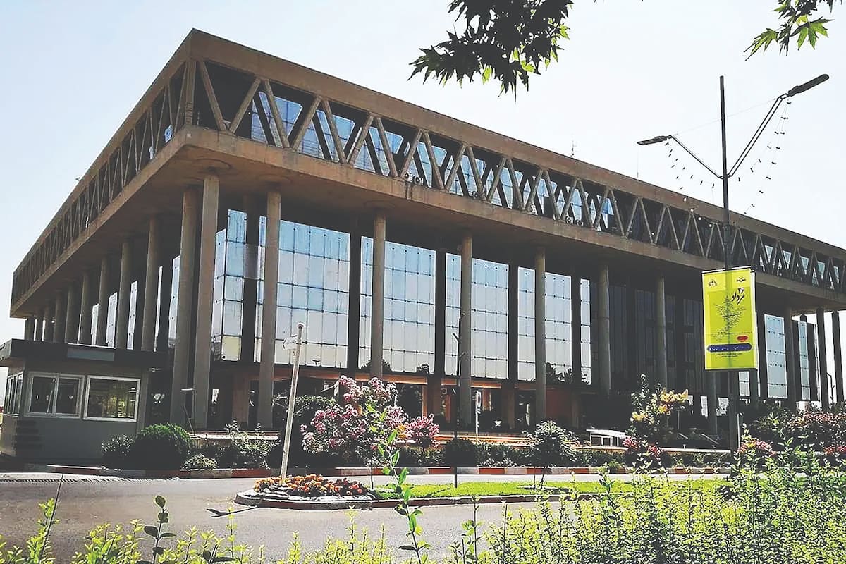 سقوط ارزش‌ها در رسانه ملی