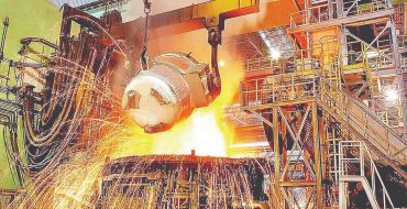 فولاد در جدال فولاد در جدال