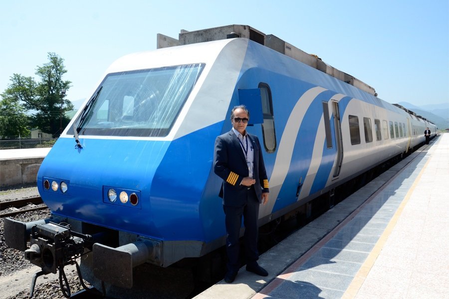 تصویب قطار سریع‌السیر مشهد – تهران در شورای اقتصاد