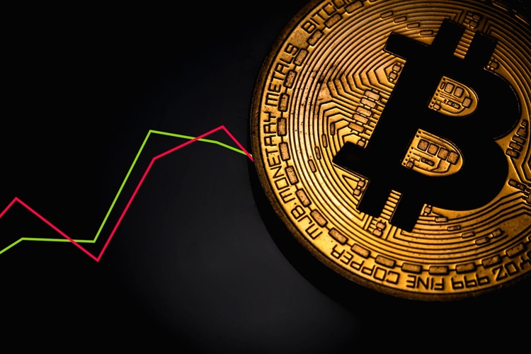 بازار کریپتو سبز شد؛ بیت‌کوین به بالای ۷۰ هزار دلار صعود کرد
