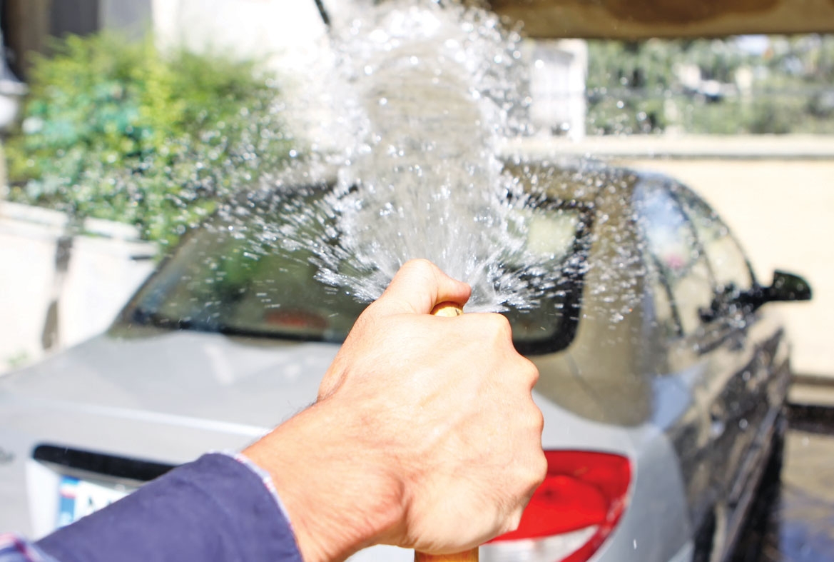 مصرف ۲.۷۵ میلیارد لیتر آب در روز؛ تهران نگران پیک پایان سال