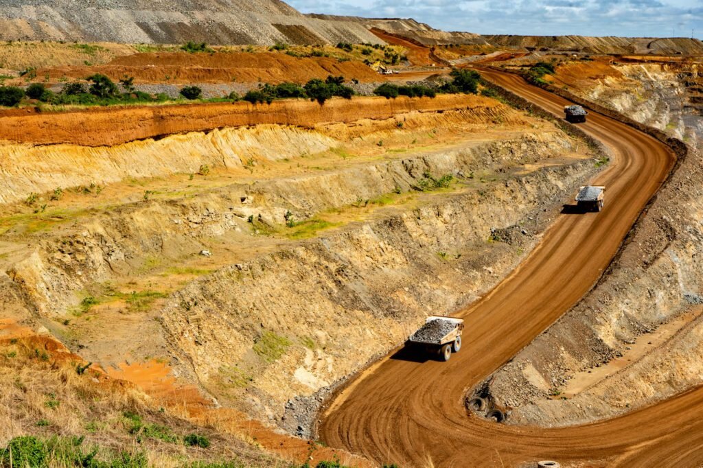 ممنوعیت صادرات مواد معدنی خام زیمبابوه