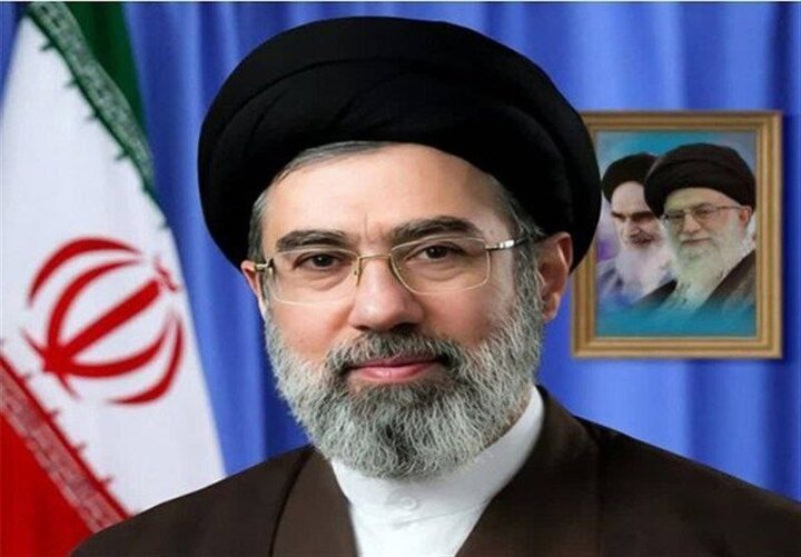 انتخاب به موقع رهبری فصل تازه ای در تاریخ ایران اسلامی گشود