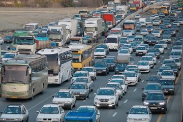 ترافیک در مسیر شمالی آزادراه زنجان- قزوین پرحجم است