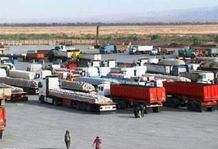 ترخیص ۱.۸ میلیون تن کالای اساسی طی ۲۰ روز اخیر