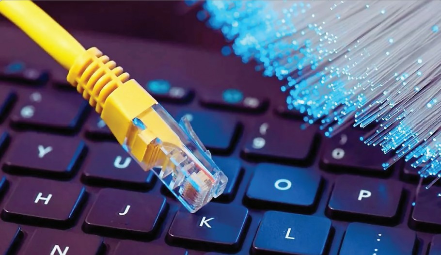 جاده خاکی اینترنت ملی