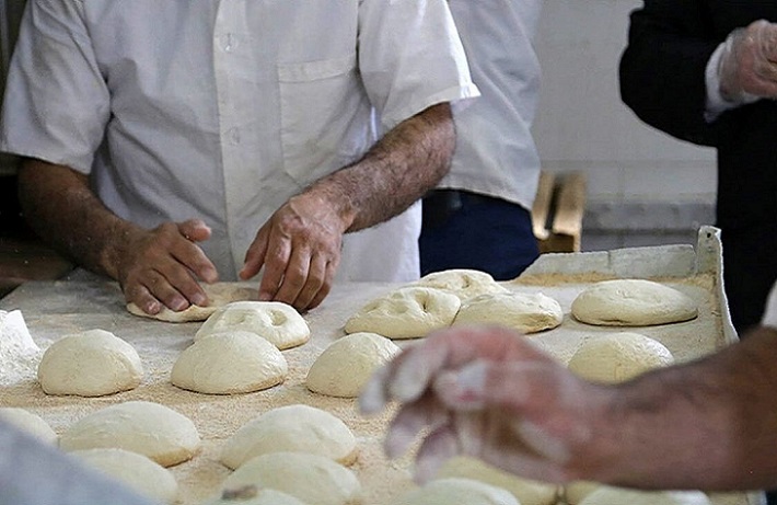 سهمیه آرد نانوایی‌های بدون پخت قطع می‌شود