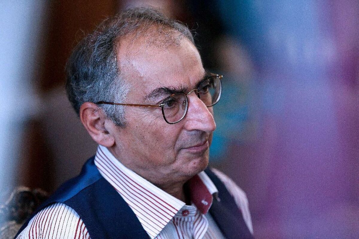 زیباکلام: کُردها نمی‌گذارند بین آنان و ایران جدایی بیفتد