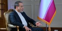 عراقچی: ایران از برادران همسایه خود می خواهد نیروهای متجاوز خارجی را از سرزمین هایشان بیرون کنند