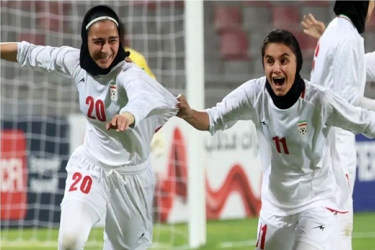 تیم ملی فوتبال زنان ایران وارد کوالالامپور شد