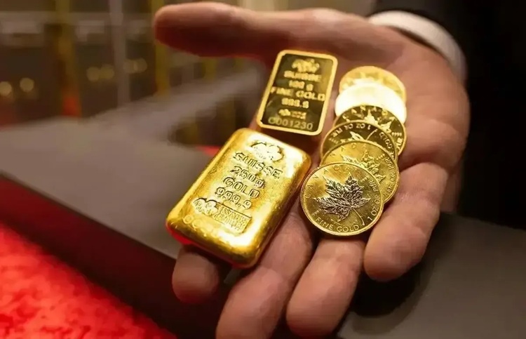 زنگ خطر برای طلا؛ سقوط قیمت تا ۳۷۰۰ دلار روی میز
