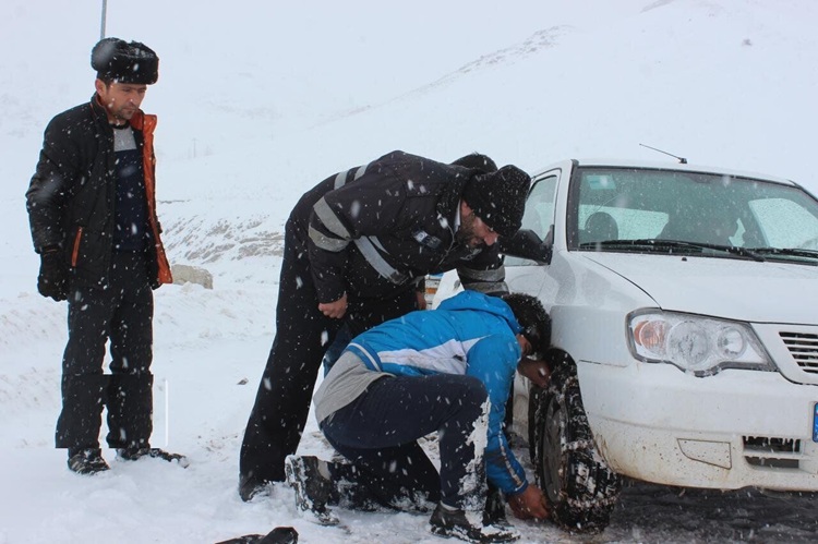 هشدار جدی به رانندگان در این مسیرها؛ تردد فقط با زنجیر چرخ