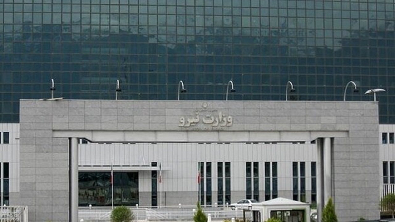 مشترکان قطعی آب و برق را اطلاع دهند