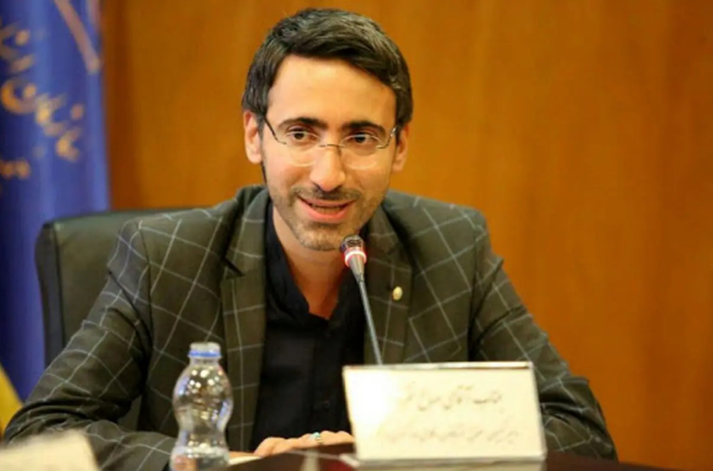 مطالبه ملی آزادی زندانی