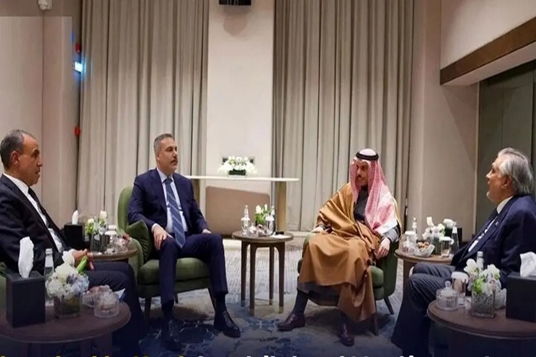 آغاز نشست چهارجانبه اسلام‌آباد برای بررسی پایان جنگ