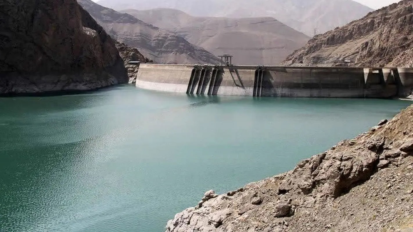 سدهای پر از بحران