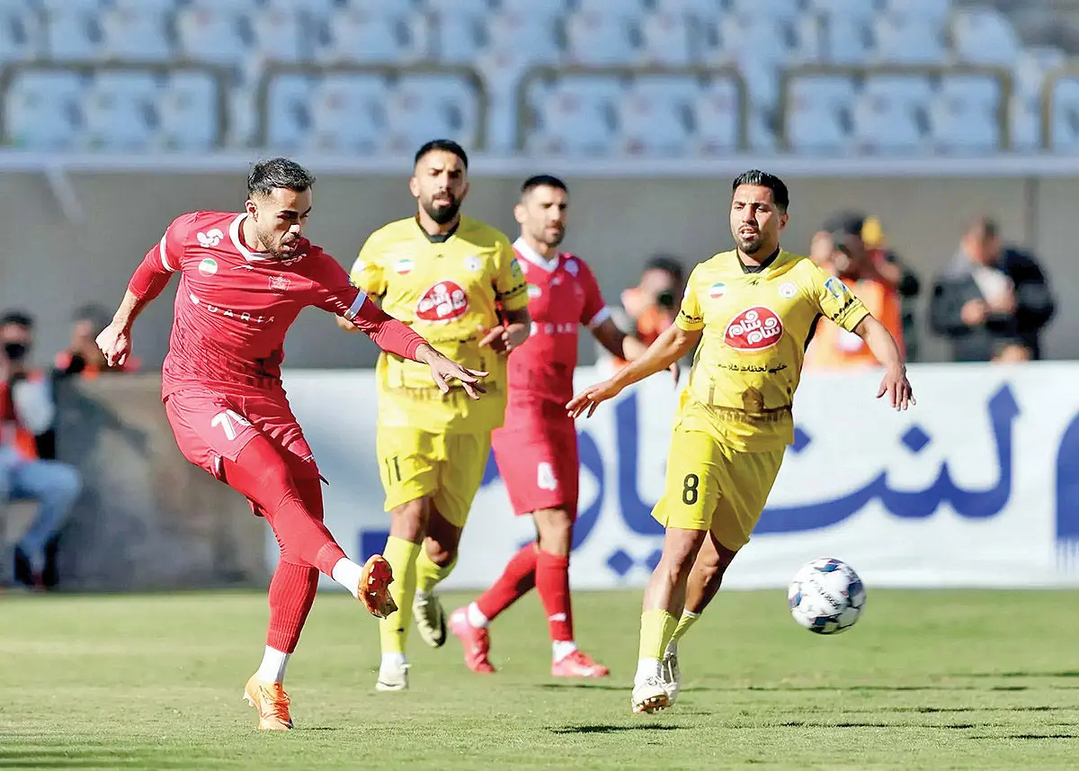 پیشنهاد ادامه لیگ برتر؛ اتحاد استقلال و تراکتور علیه پرسپولیس