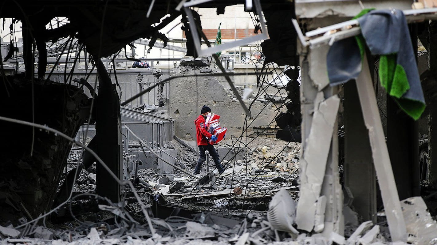 پس‌لرزه‌های ویرانی