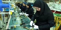 افزایش حقوق کارگران عامل اصلی گرانیهای اخیر در بازار است؟ / سراب یا واقعیت یک ادعای بزرگ افزایش حقوق کارگران عامل اصلی گرانیهای اخیر در بازار است؟ / سراب یا واقعیت یک ادعای بزرگ