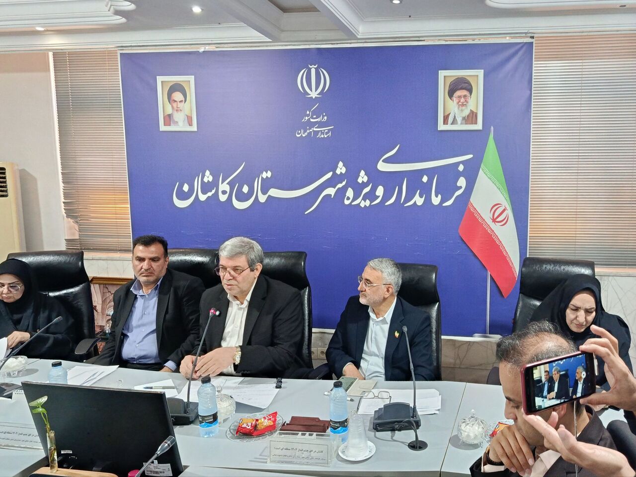بیمه  زنان سرپرست خانوار روستایی و ۲۰ درصد از زنان سرپرست خانوار شهری رایگان می‌شود