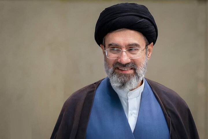 تا دقایقی دیگر پیام رهبر انقلاب منتشر می شود
