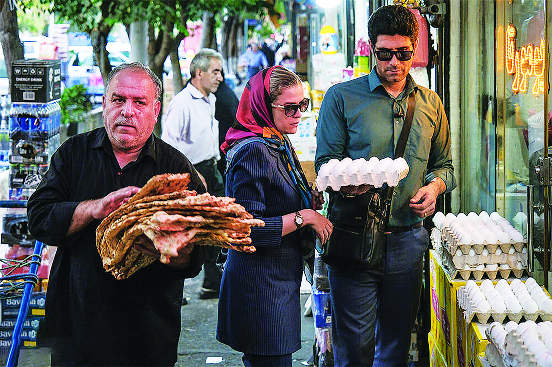 جلسات مسوولان، اعدام محتکران، صرفه‌جویی ملت