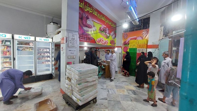 طرح عرضه کالاهای اساسی با هدف حمایت از معیشت مردم آغاز شد