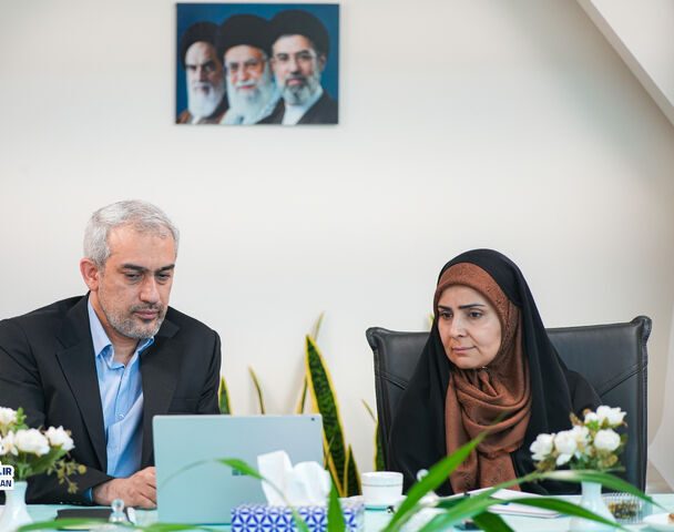 نشست مشترک وزرای راه و اقتصاد برای تسهیل تخلیه و ترخیص کالا از بنادر و مرزها