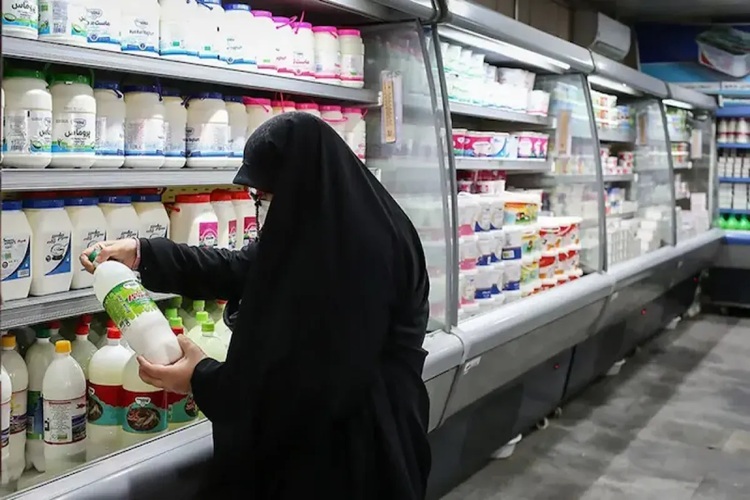 فاجعه خاموش در سفره ایرانی‌ها؛ حذف لبنیات از سبد خرید