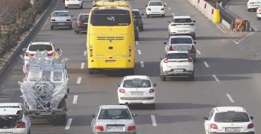 دلارهایی که در اگزوزها می‌سوزند
