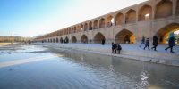 جریان آب زاینده رود قطع نمی‌شود