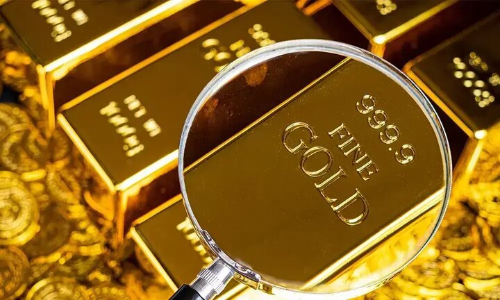 سقوط قیمت طلا به زیر ۴۰۰۰ دلار