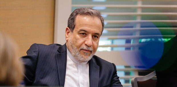 عراقچی به عراق سفر می کند