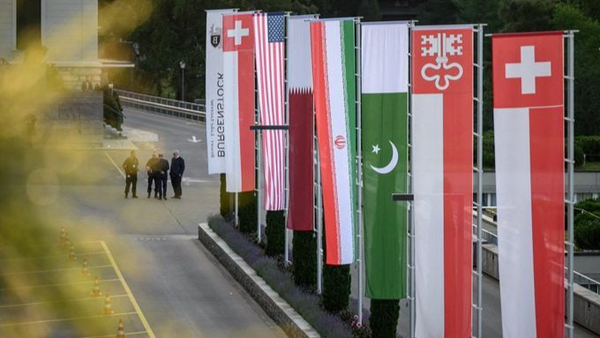 آغاز نشست چهارجانبه ایران، آمریکا، قطر و پاکستان در سوئیس