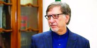 هیچ تصمیم خودسر یا دفعی در سیاست خارجی ما وجود ندارد هیچ تصمیم خودسر یا دفعی در سیاست خارجی ما وجود ندارد