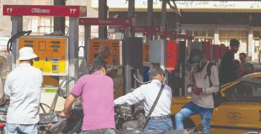 کلاف سردرگم بنزین