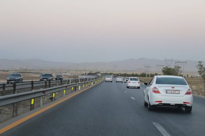 ترافیک خودرویی در کندوان و هراز سنگین است