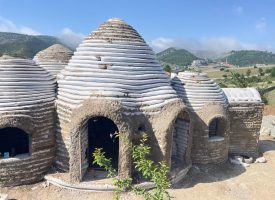 ابرخشت؛ بازگشت به‌معماری ایرانی