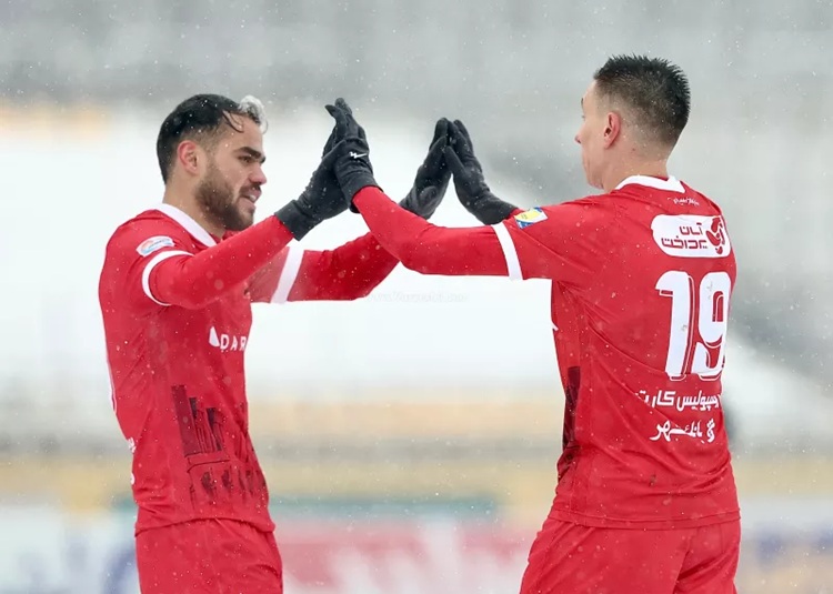 پایان راه ستاره ازبک؛ جدایی جنجالی اورونوف از پرسپولیس
