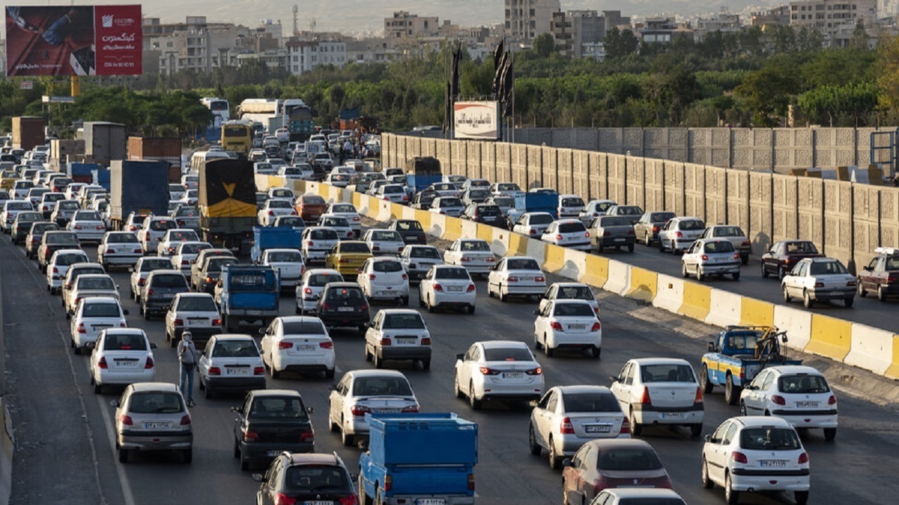 ترافیک سنگین در آزادراه کرج-تهران