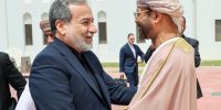 گفت‌وگوی عراقچی و البوسعیدی در خصوص سازوکارهای مناسب برای تردد ایمن کشتی‌ها از تنگه هرمز