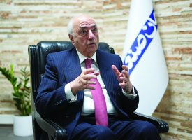 کاش رویکرد نجات ایران، جایگزین مظلوم‌نمایی تندروها شود