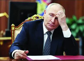 جنگ بی‌پایان کرملین