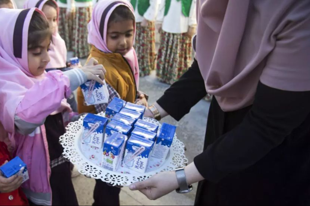 شیر رایگان به مدارس برمی‌گردد
