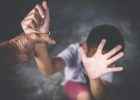 کتک‌زدن کودک ۸ساله بیمار در مرکز نگه‌داری